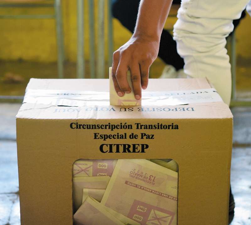 Los colombianos de las zonas rurales en 16 circunscripciones especiales pudieron votar para elegir las curules de paz. / Gustavo Torrijos Zuluaga