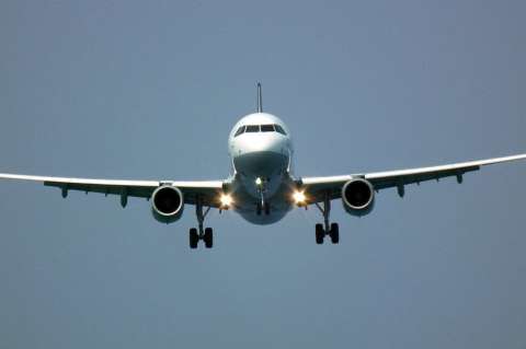 Según CAPA, aerolíneas quebrarían para fin de mayo si los gobiernos no toman medidas