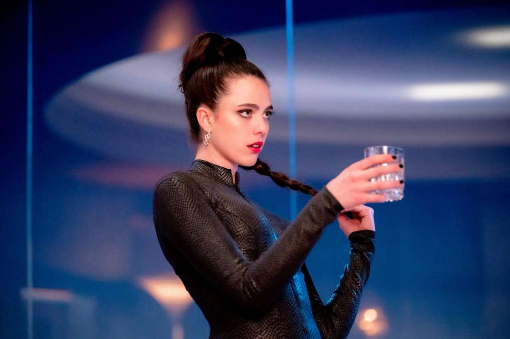 Margaret Qualley interpreta a Sue en "La Sustancia".