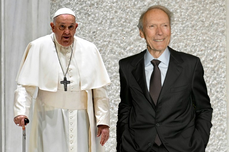 Conoce la lista de los famosos que morirían en 2024. Ya comenzó a acertar