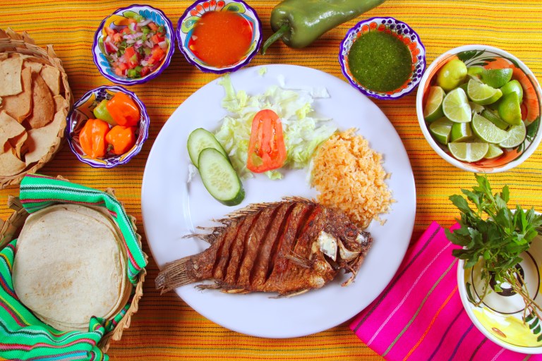 Mojarra saludable: cinco pasos para llevar esta receta a tu mesa