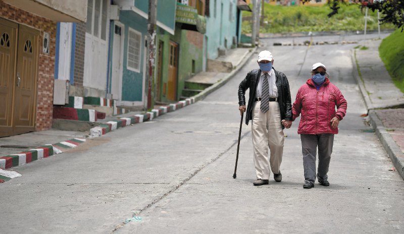 En el grupo de edad de mayores de 80, la cobertura de vacunación ya llegó al 87.5%,