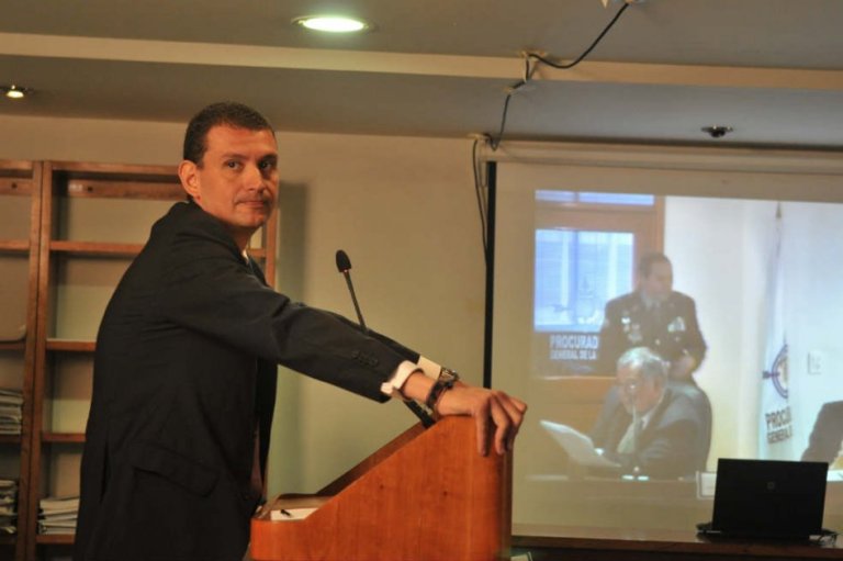 Conceden principio de oportunidad a contratista Emilio Tapia