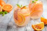 Cócteles con whisky: 2 preparaciones para acompañar una tarde de amigos