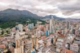 Preparan política pública para reducir la carga contaminante de los vehículos en Bogotá