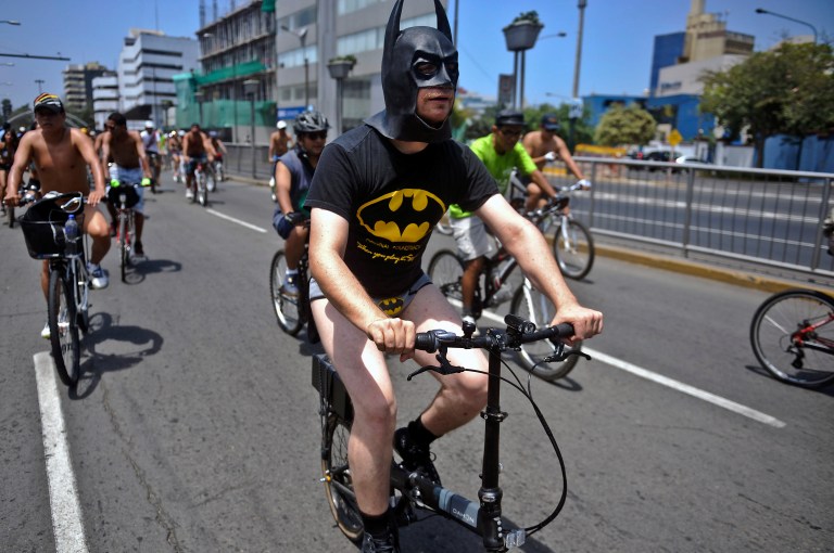 Desnudos por los derechos de los ciclistas