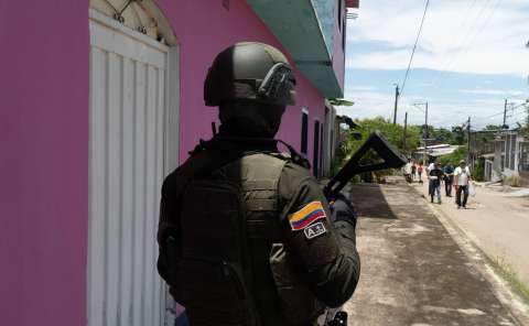 Chats, celulares y movilidad bajo vigilancia en Catatumbo: así controlan grupos armados a comunidad
