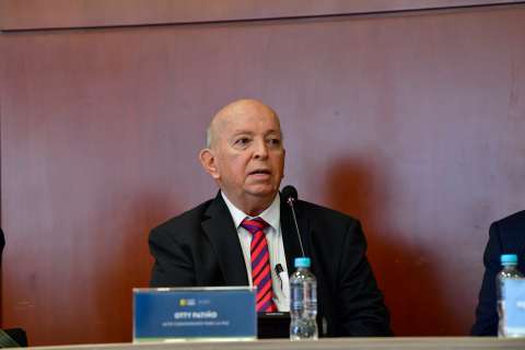 Comisionado Otty Patiño responde a reclamo del ELN sobre salir de la lista GAO
