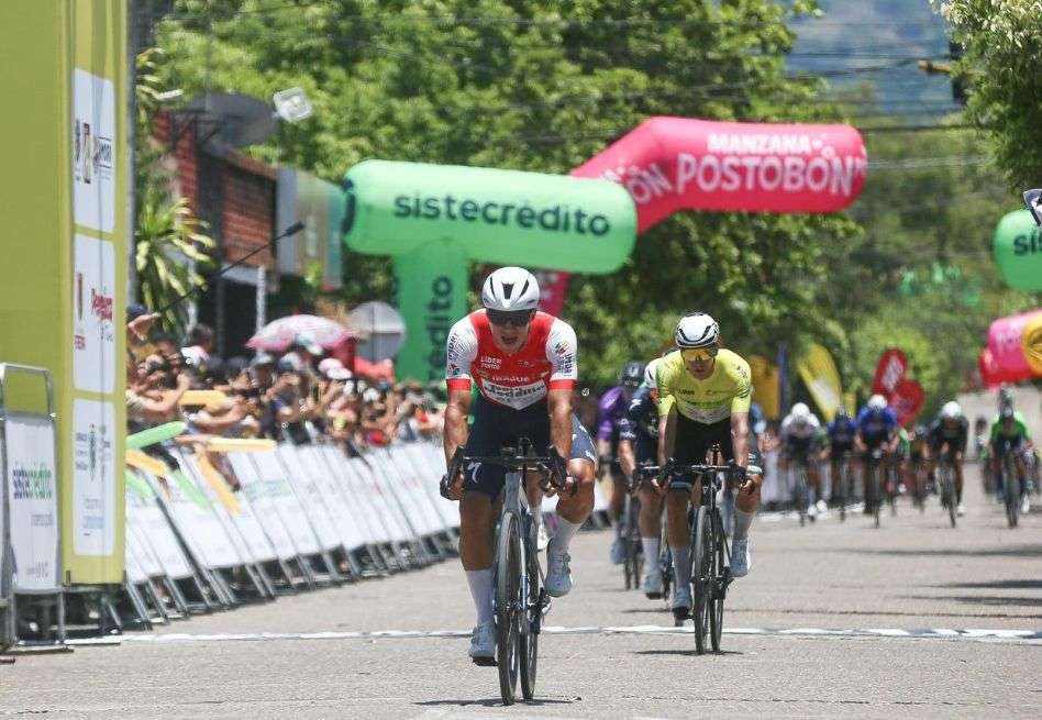Embalaje demoledor: Wilmar Paredes se llevó la etapa 4 del Clásico RCN 2025