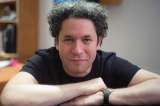 Gustavo Dudamel habla de inspiración con Katy Perry, Natalie Portman y Carlos Vives