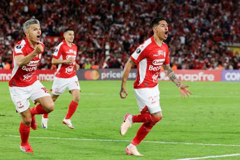 Independiente Santa Fe ganó en Pasto y se acerca a la clasificación a los playoffs