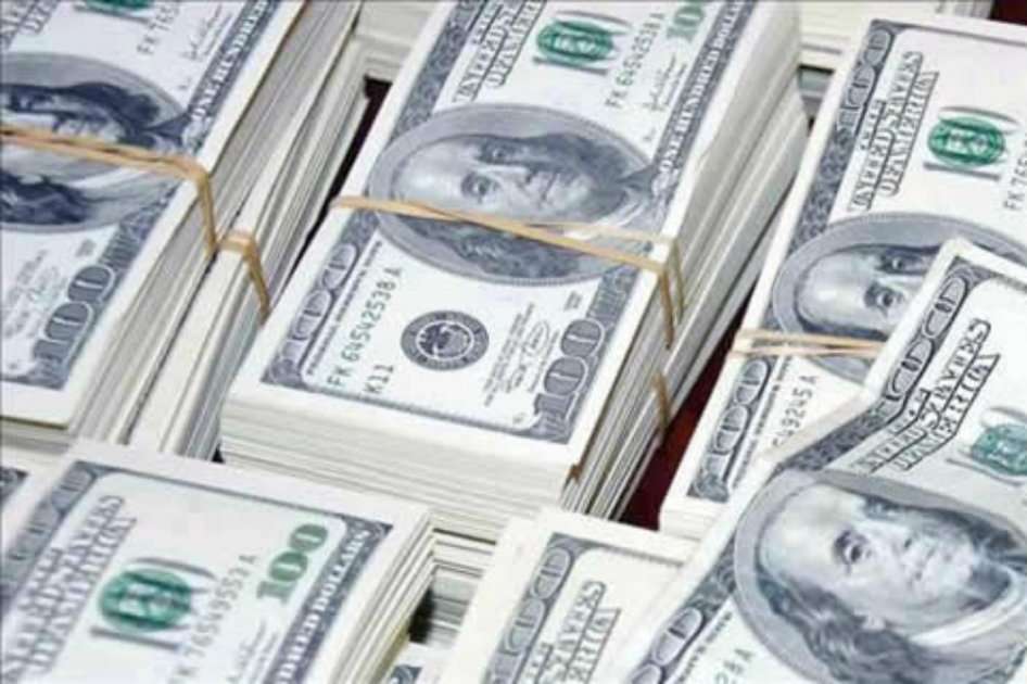 La Fiscalía, ante un juez de garantías de Bogotá, les imputó a los supuestos responsables el delito de falsificación de moneda nacional y extranjera. / EFE