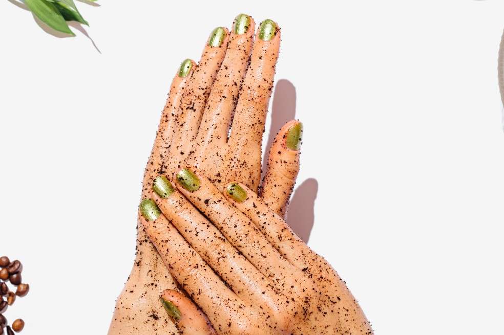 Exfoliante para manos, exfoliar manos, hidratante manos, cuidado de las manos