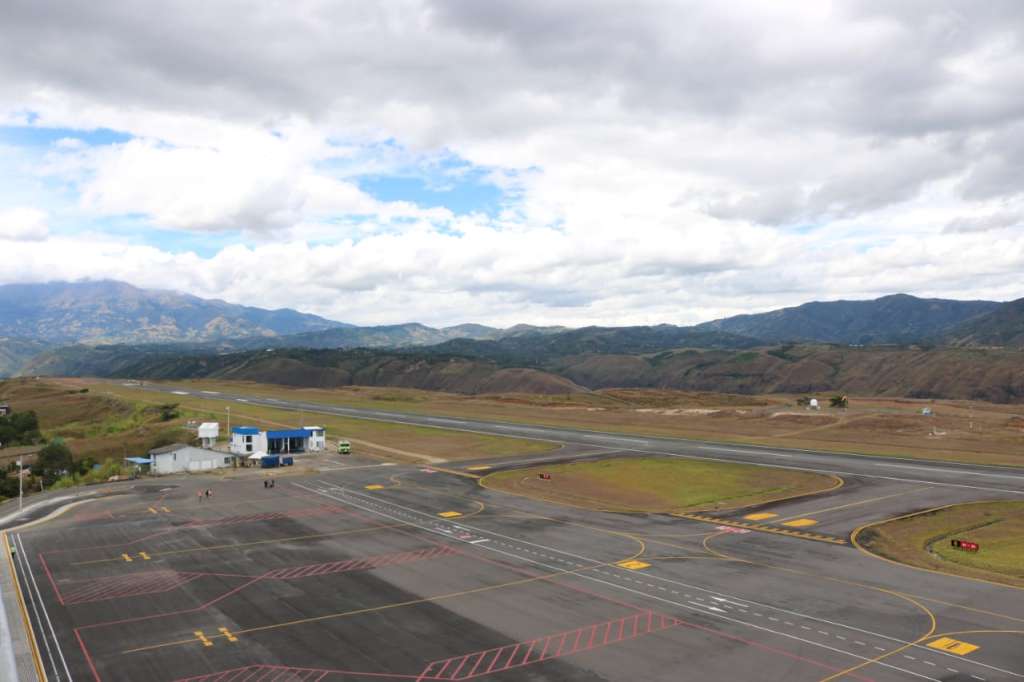 Vista aérea de la pista del Aeropuerto Antonio Nariño de Pasto.