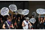 CIDH pide a El Salvador revisar condenas de 27 mujeres por aborto