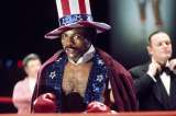 Murió Carl Weathers, Apollo Creed en Rocky. Así lo despidió Adam Sandler