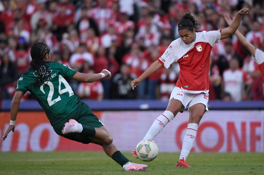 Partido de ida entre Santa Fe vs Cali, por la final de la Liga Femenina BetPlay Dimayor 2025.