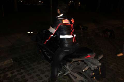 Diseñan chaqueta inteligente para reducir riesgos de accidentes en moto