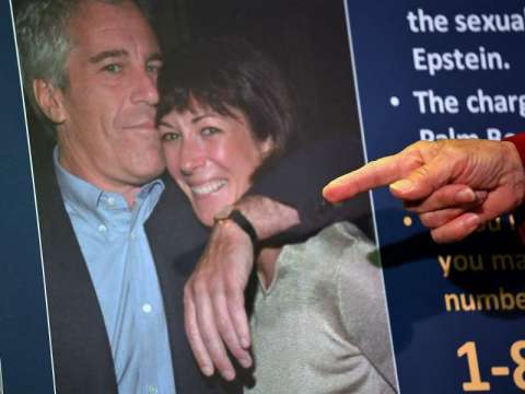 Ordenan a Migración Colombia divulgar ingresos y salidas de Jeffrey Epstein del país