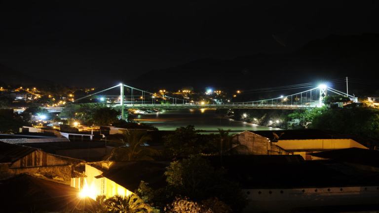 "La ciudad de los puentes" es un pueblo patrimonio desde 2010. En los los inicios del siglo XVI, fue reconocida como la única salida de la producción minera de San Sebastián de Mariquita. En sus calles, hay más de 40 puentes, para cruzar los ríos Magdalena, Gualí, Guarinó y Quebrada seca.