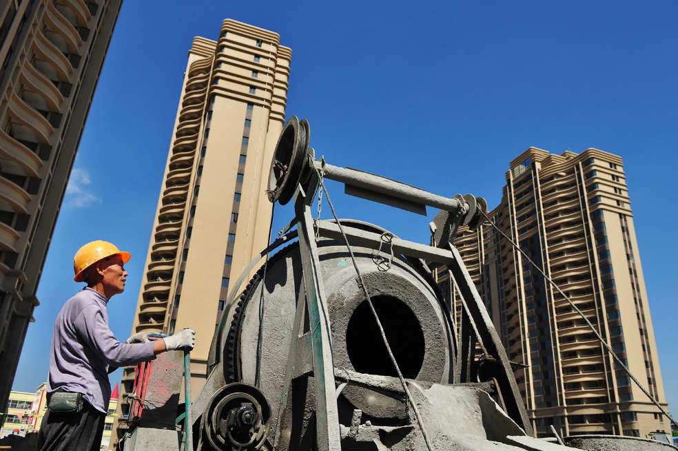 China informó que su economía creció a menor ritmo en el último trimestre reportado de este año.   / EFE