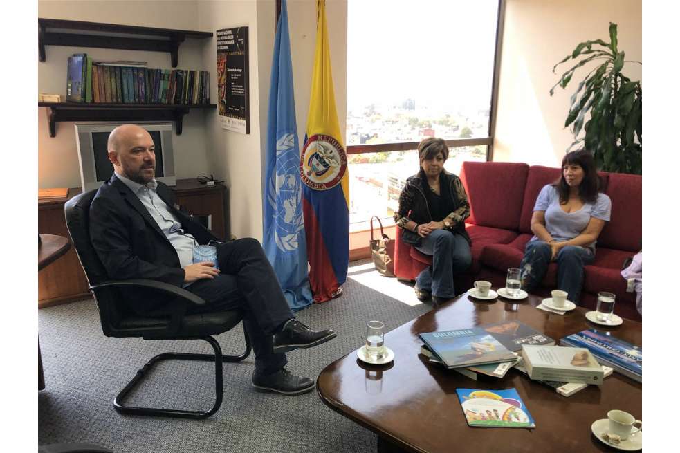 Twitter @ONUHumanRights