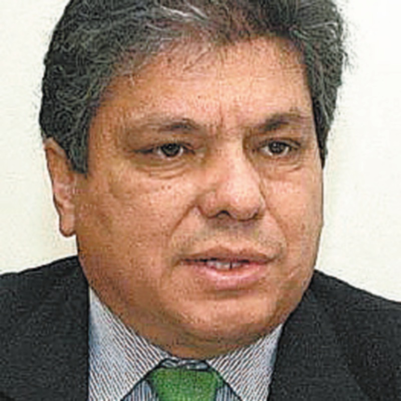Procuraduría investiga al presidente del Fondo Nacional del Ahorro por corrupción.