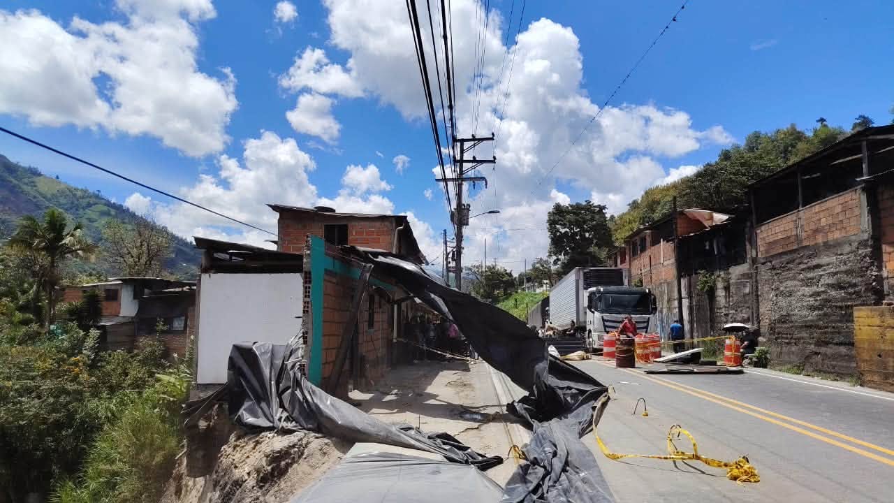Derrumbe en La Línea