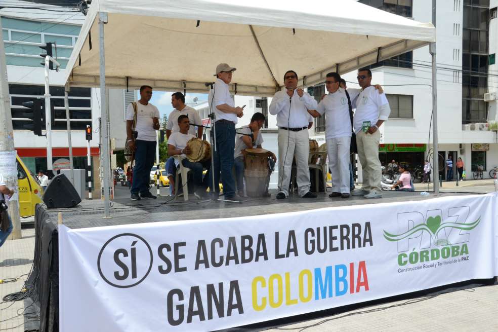 En acto público, Jairo Torres, rector de la Unicor manifiesta su apoyo a la paz. / Cortesía Comunicaciones Unicor