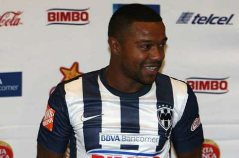 Dorlan Pabón ya está en México