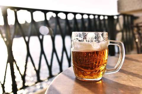 Truco: Enfría la cerveza en solo 1 minuto