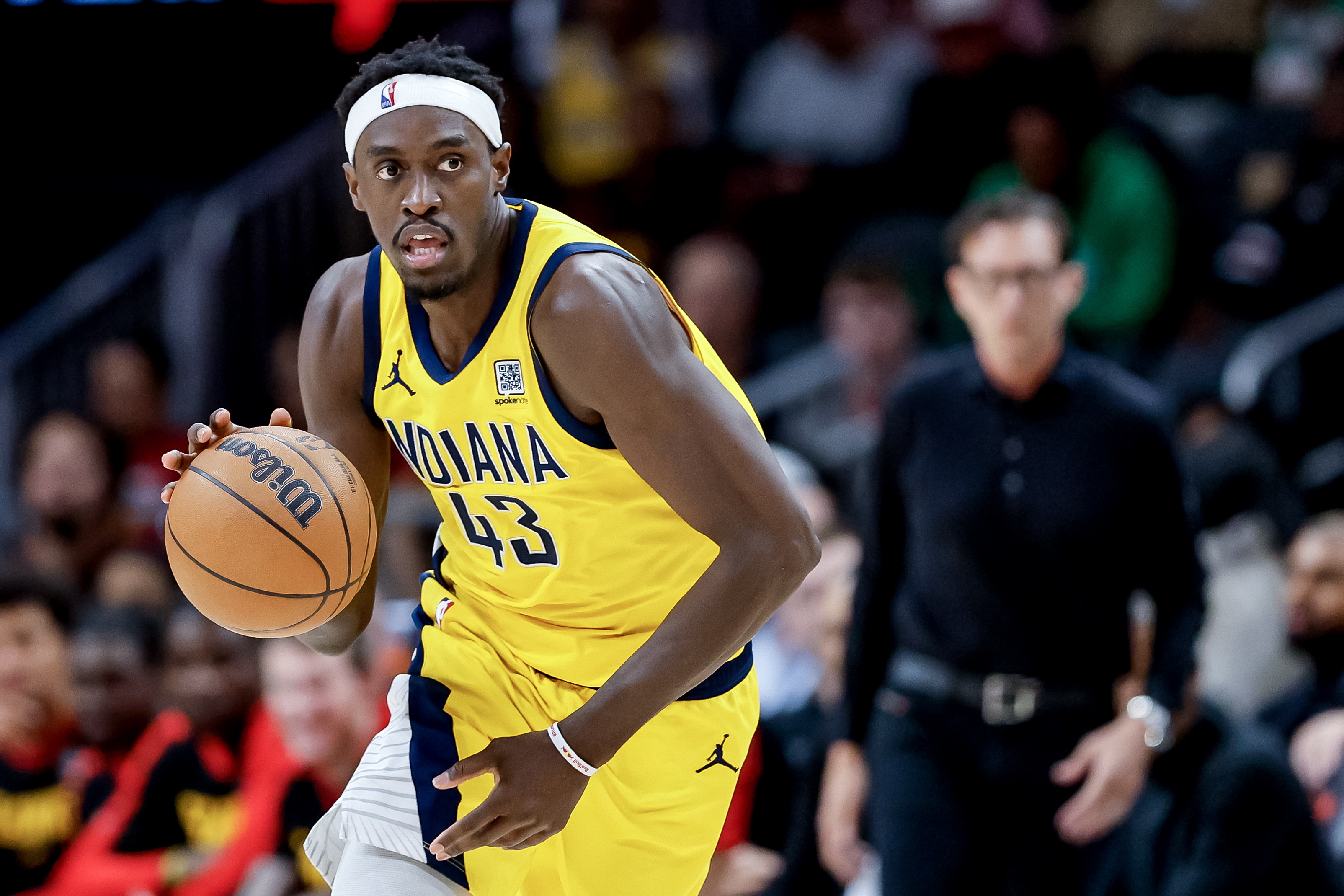 ATLANTA (United States), 07/03/2025.- Indiana Pacers forward Pascal Siakam of Cameroon in action against the Atlanta Hawks during the second half of an NBA basketball game between the Indiana Pacers and the Atlanta Hawks in Atlanta, Georgia, USA, 06 March 2025. (Baloncesto, Camerún) EFE/EPA/ERIK S. LESSER SHUTTERSTOCK OUT