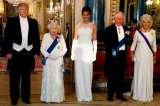 El color blanco, protagonista en el encuentro de los Trump con la reina Isabel II