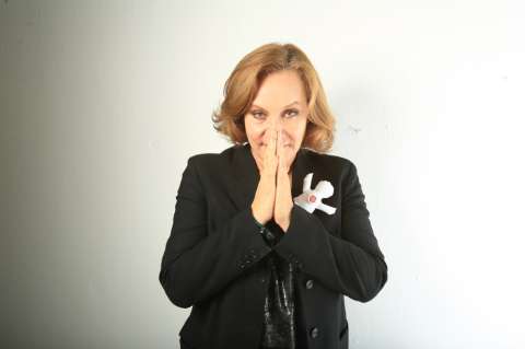 Alejandra Borrero: "Hacer teatro es un poco vivir en la cuerda floja"