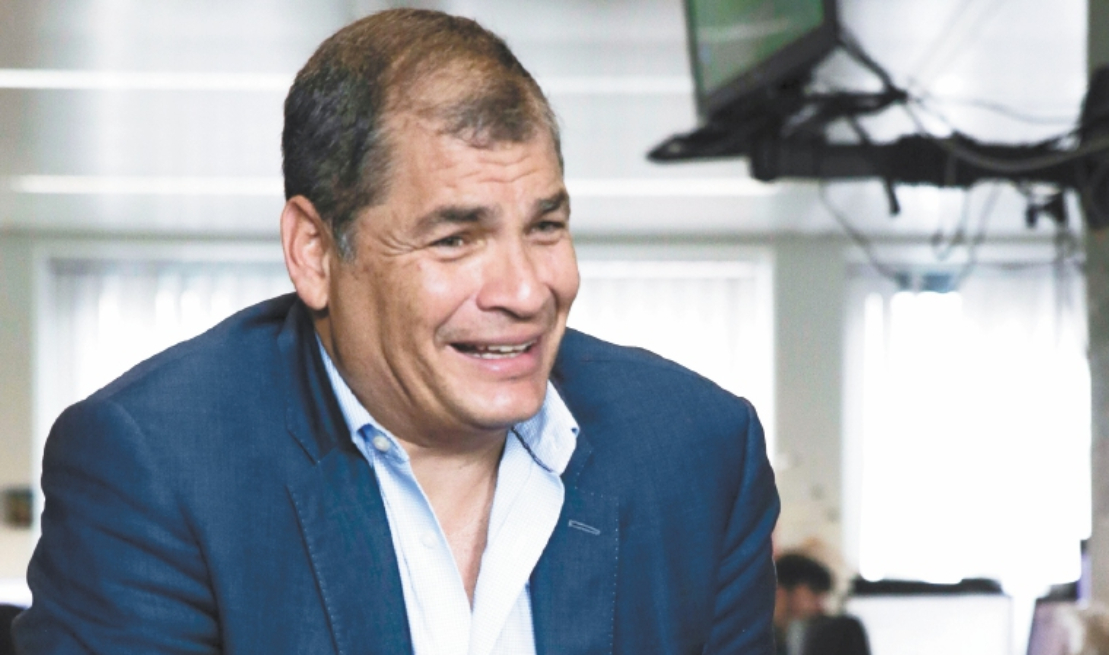 Rafael Correa vive en Bélgica, el país de su esposa, desde 2017. Dice que pedirá asilo. / AFP