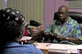 Humorista británico pide a Jack Warner divulgar "exquisitos" secretos de FIFA
