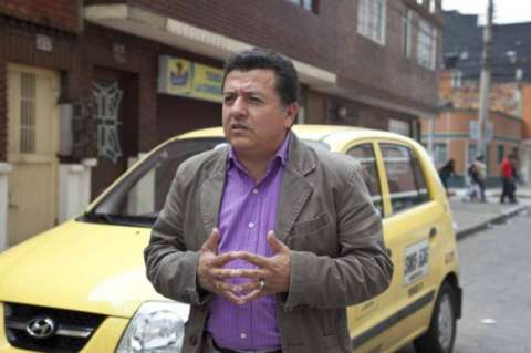 Hugo Ospina, líder del gremio de taxistas, se lanzará al Congreso