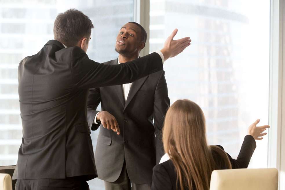 Si un abogado lo engaña denúncielo en el Consejo Superior de la Judicatura. / / IStock