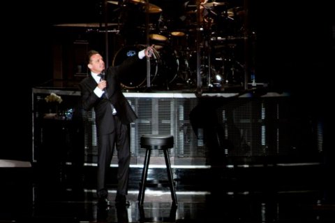 Luis Miguel confirma que sigue con su gira tras anunciar cancelaciones