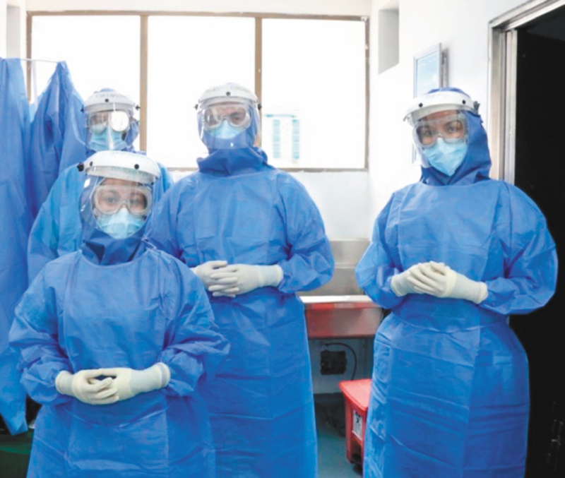 La cantidad de pacientes en las UCI ha llevado al personal médico a soportar jornadas de trabajo de hasta 12 horas. / Secretaría de Salud de Bogotá