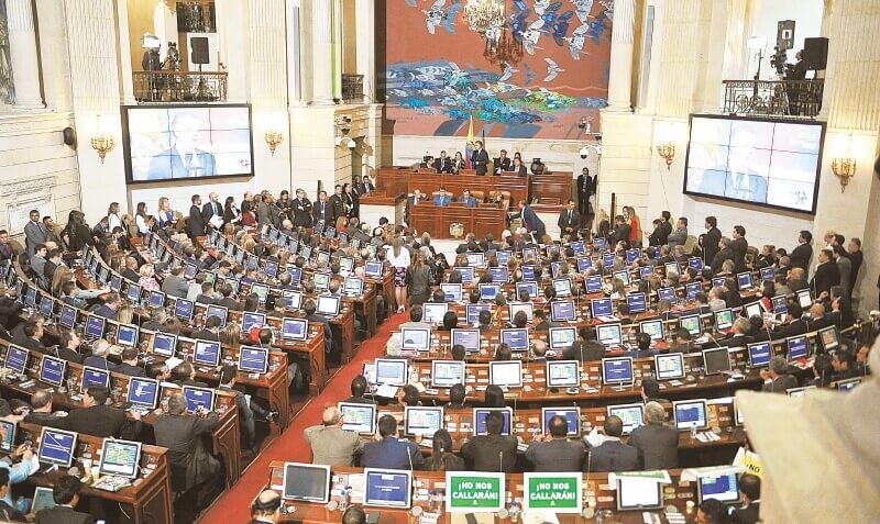 El Gobierno citó al Congreso a extras los días 17, 18, 19 y 20 de diciembre.  / Gustavo Torrijos - El Espectador