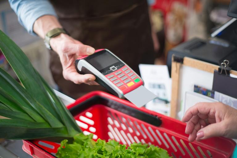 Tip legal: ¿Sólo los familiares están obligados a pagar alimentos?