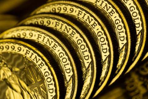 Precio del oro y la plata se desploman previo al fin de año: ¿por qué?