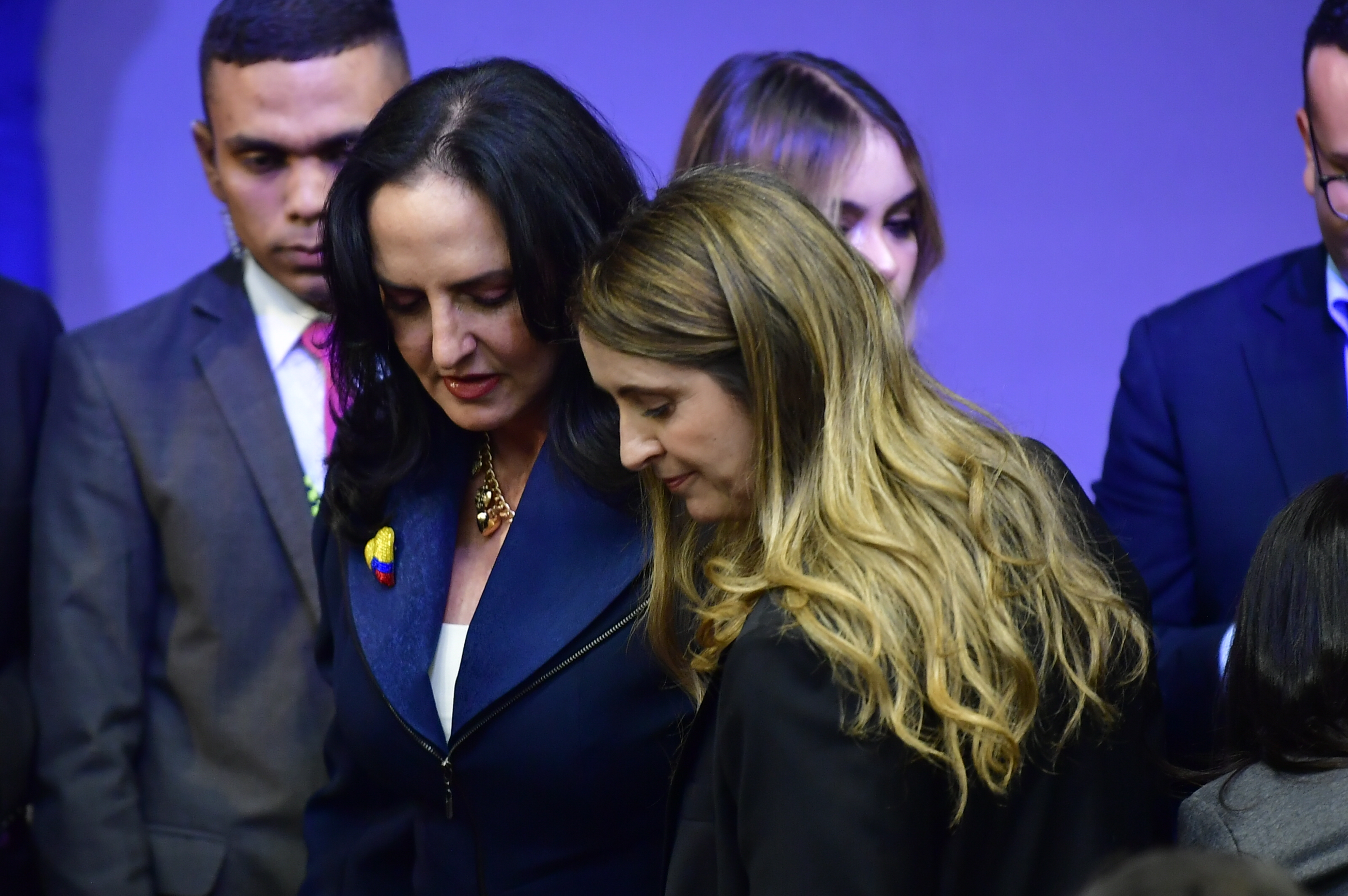 María Fernanda Cabal y Paloma Valencia, senadoras y contendientes a ser la candidata única por el Centro Democrático para las elecciones 2026.