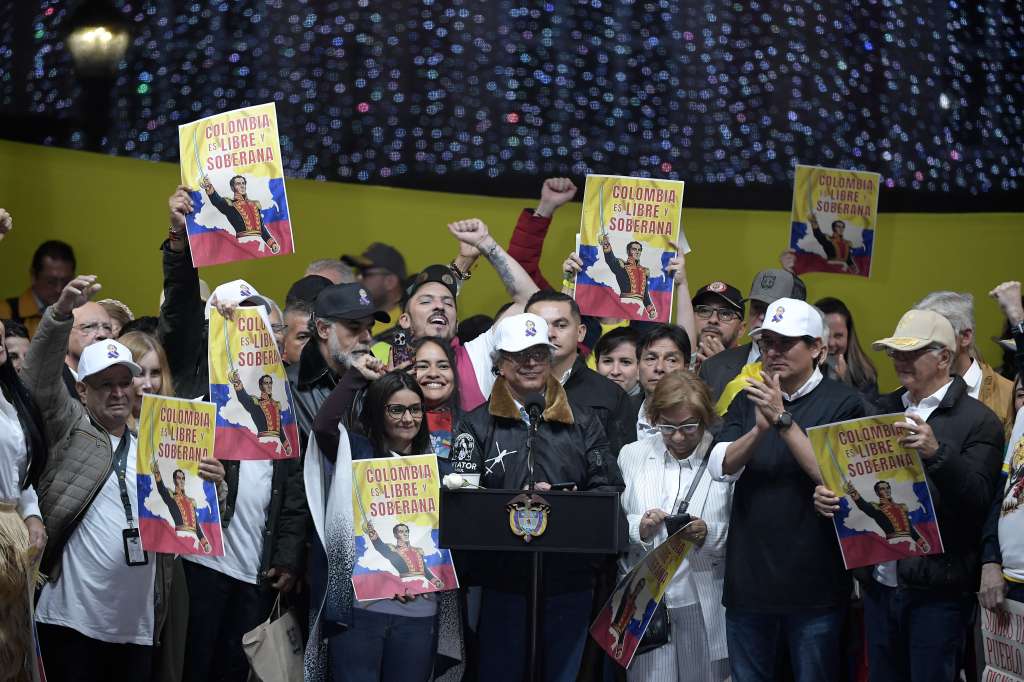 Presidente de Colombia,  lideró este 7 de enero, en Bogotá, una nueva concentración que convocó para rodear a su Gobierno en medio de las amenazas que lanzó en su contra el mandatario de Estados Unidos, Donald Trump.
