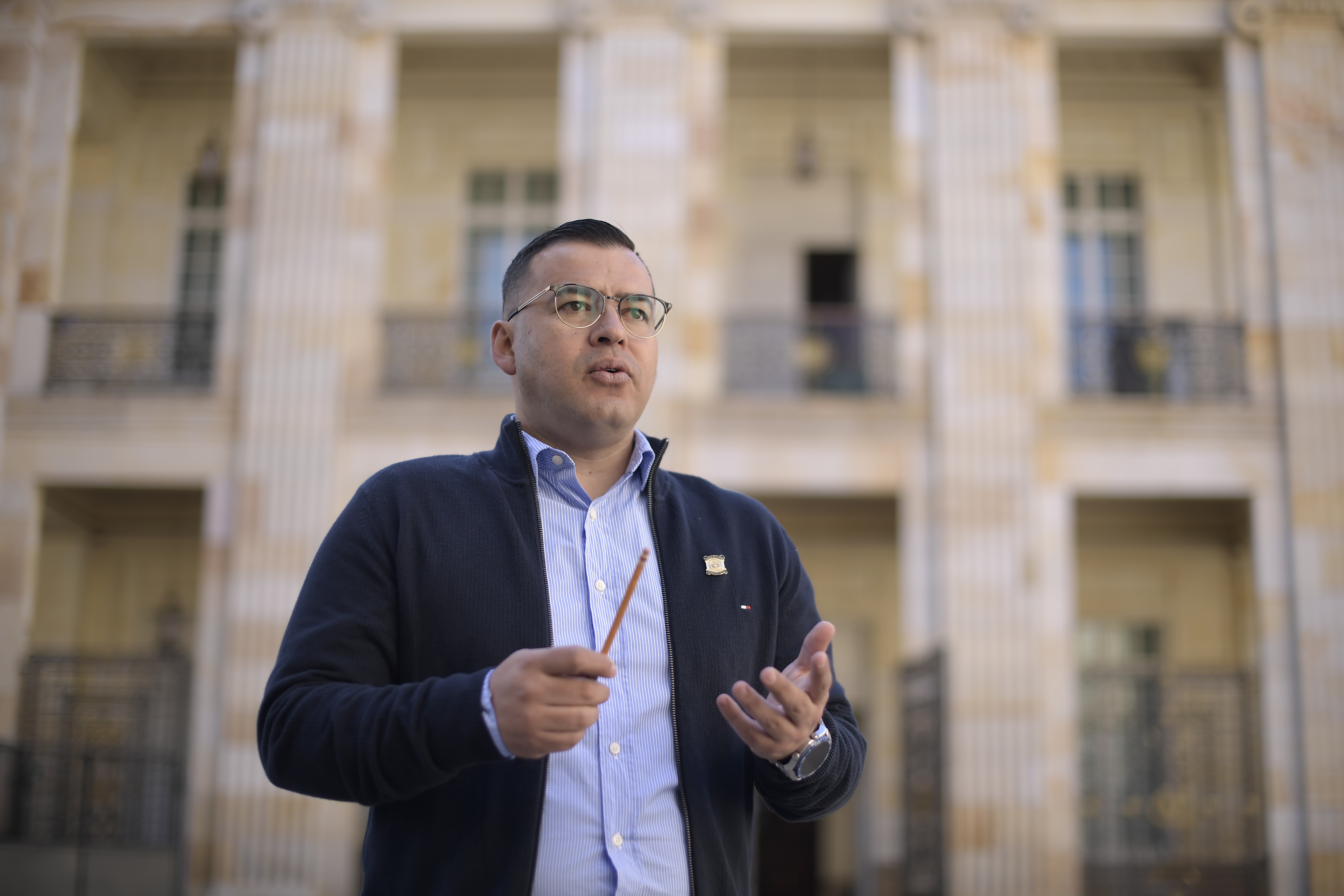 Miembro en la Cámara de Representantes por el partido Alianza Verde.