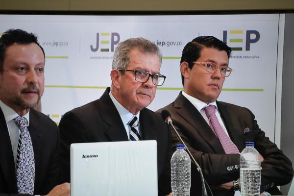 El general (r) Mario Montoya Uribe firmó acta de sometimiento ante la JEP el 17 de octubre de 2018. / Mauricio Alvarado.