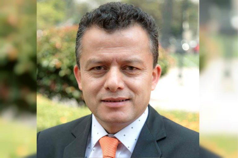 Primer caído por omitir logo de Petro: sale jefe de gestión electoral de la Registraduría