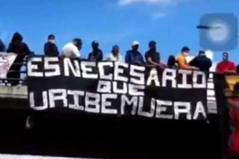 Claudia López rechazó mensaje de muerte contra Álvaro Uribe durante llegada de la minga