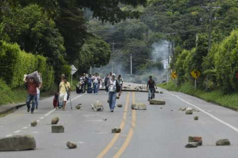 Cruz Roja Colombiana activó caravana humanitaria hacia el Cauca por cierre de vías